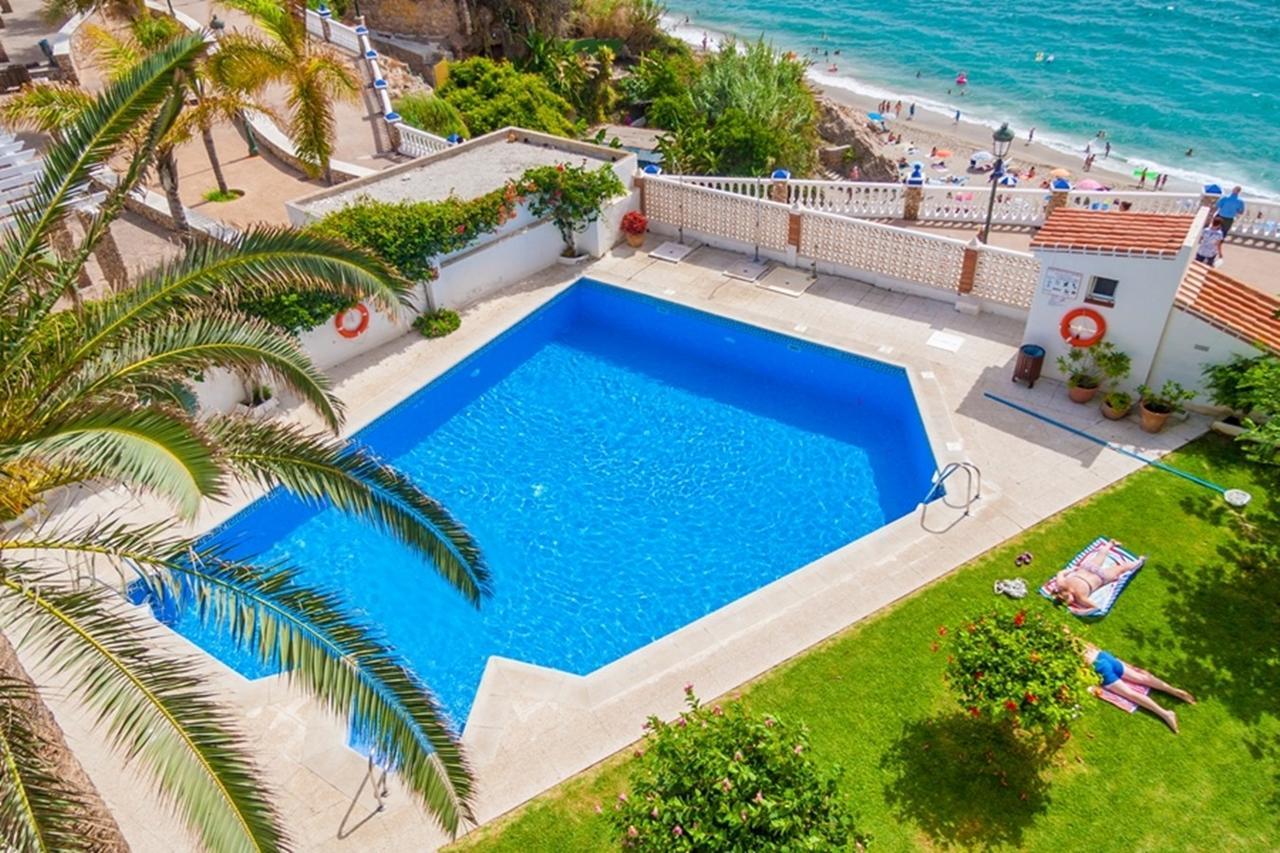 Carabeo Rocamar Nerja Apartment Bagian luar foto