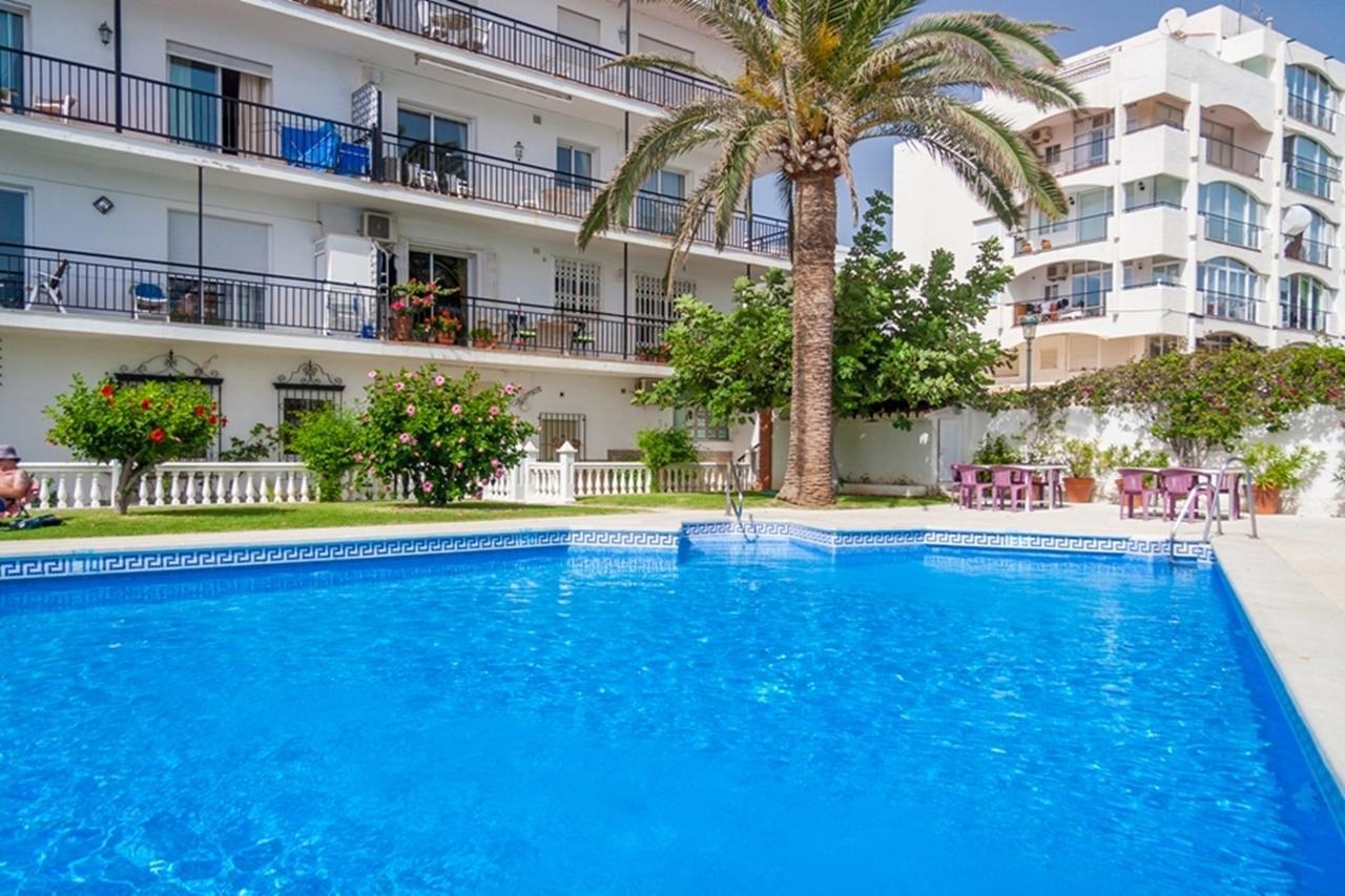 Carabeo Rocamar Nerja Apartment Bagian luar foto