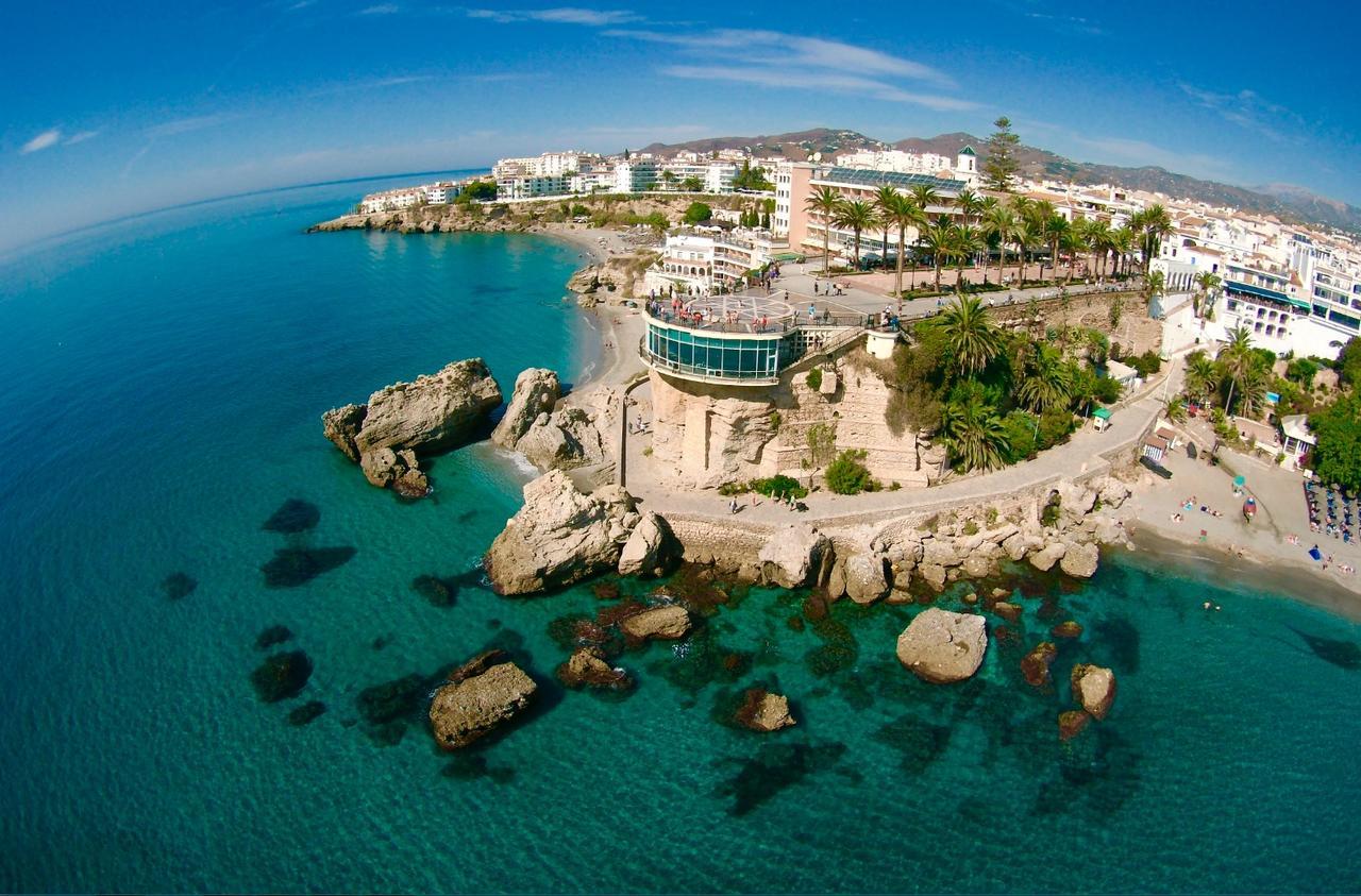 Carabeo Rocamar Nerja Apartment Bagian luar foto