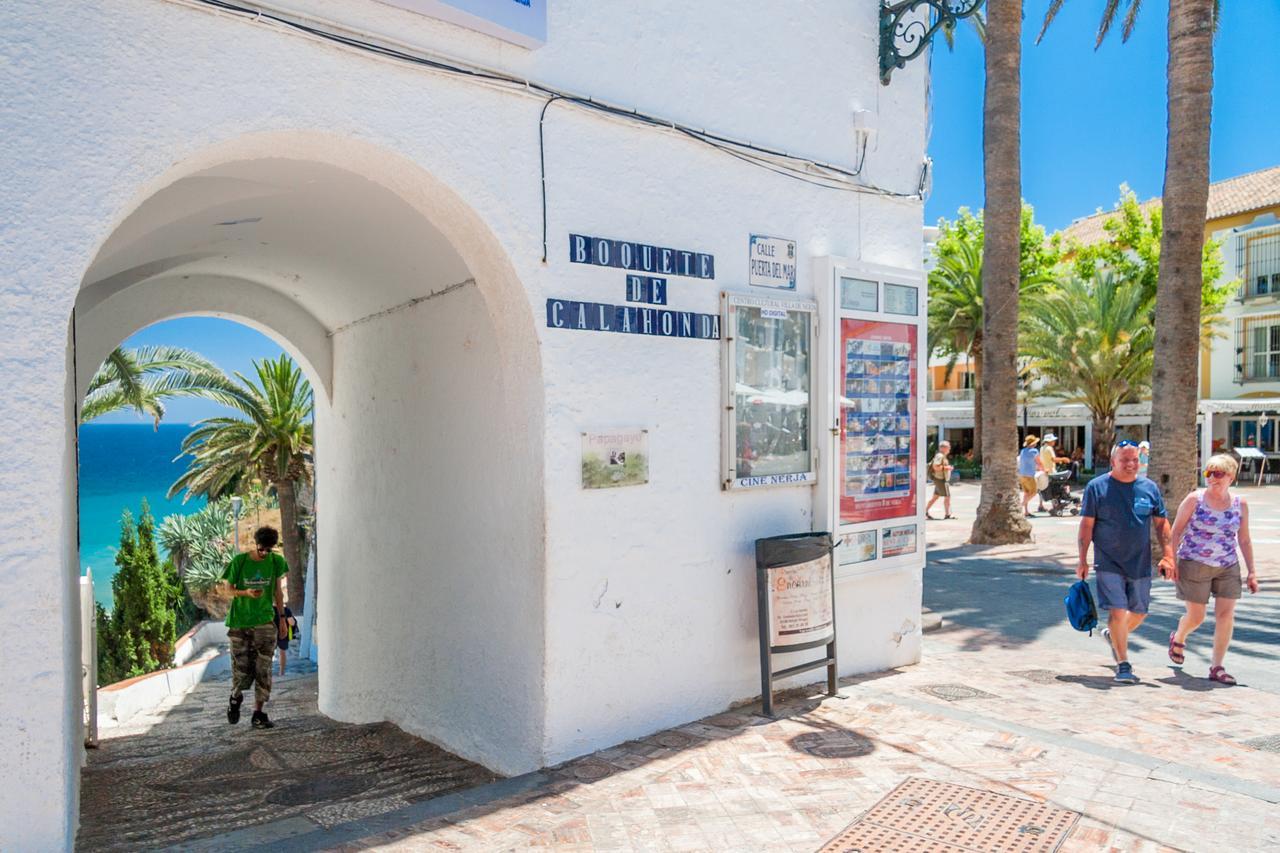 Carabeo Rocamar Nerja Apartment Bagian luar foto